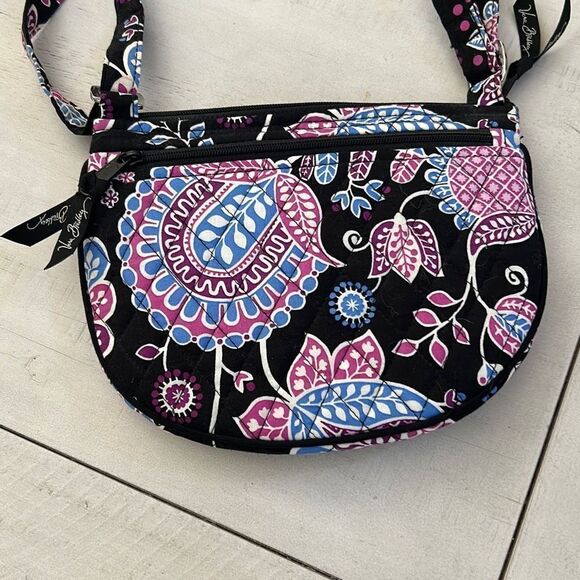 Vera Bradley Crossbody Bag - Picture 3 of 5